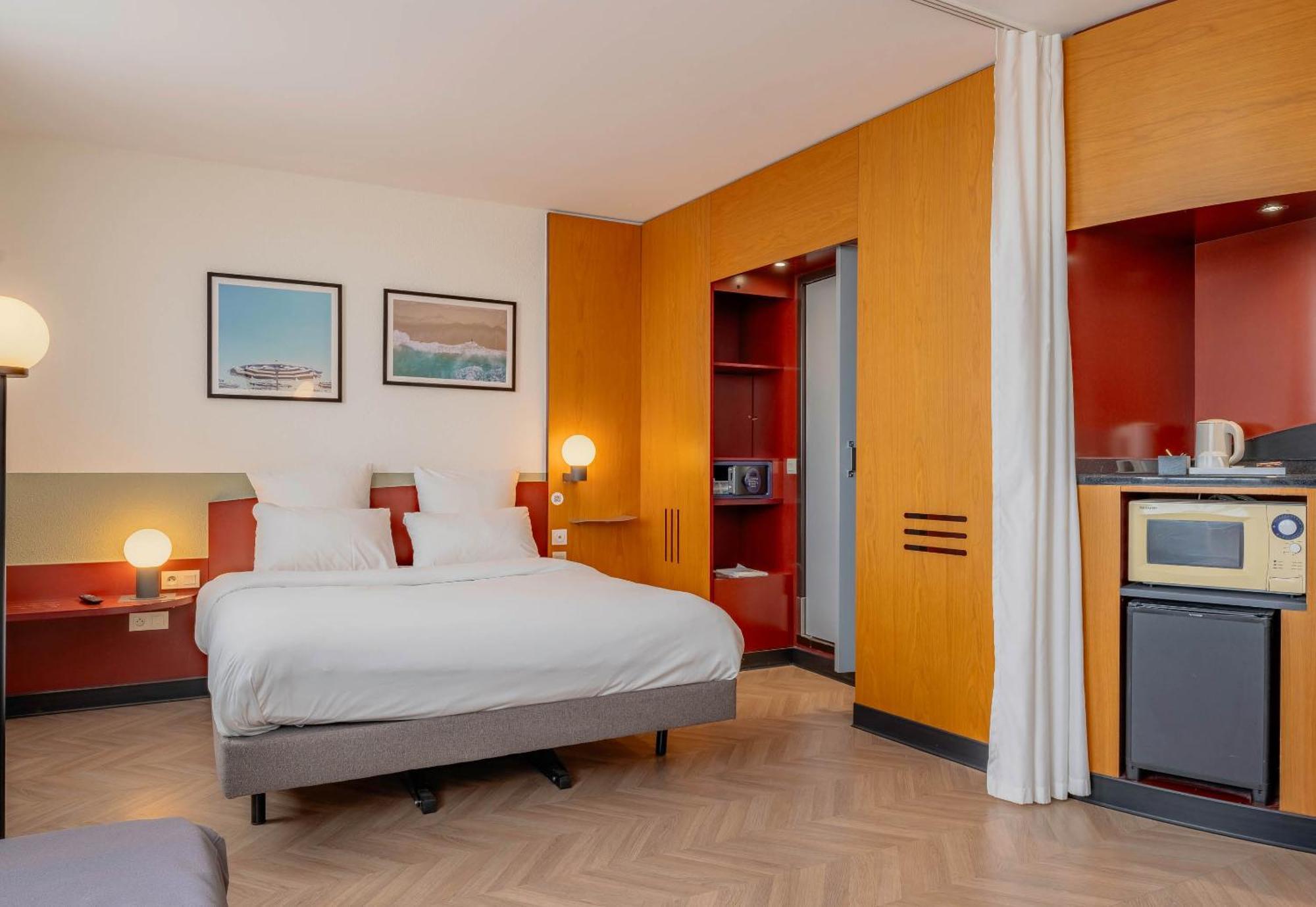 B&B Hotel Calais Terminal Cite Europe 4 Etoiles Кокель Екстер'єр фото