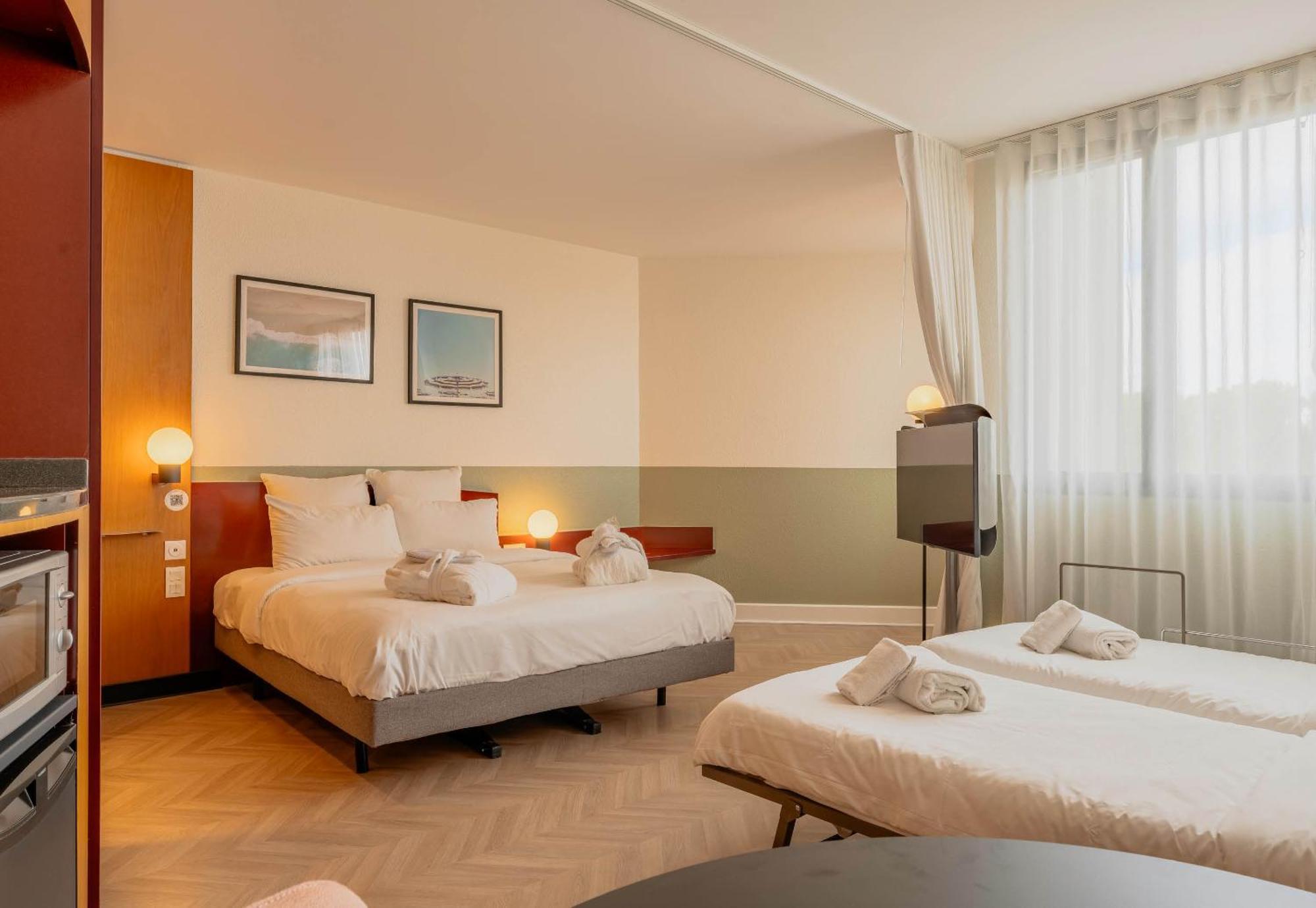 B&B Hotel Calais Terminal Cite Europe 4 Etoiles Кокель Екстер'єр фото